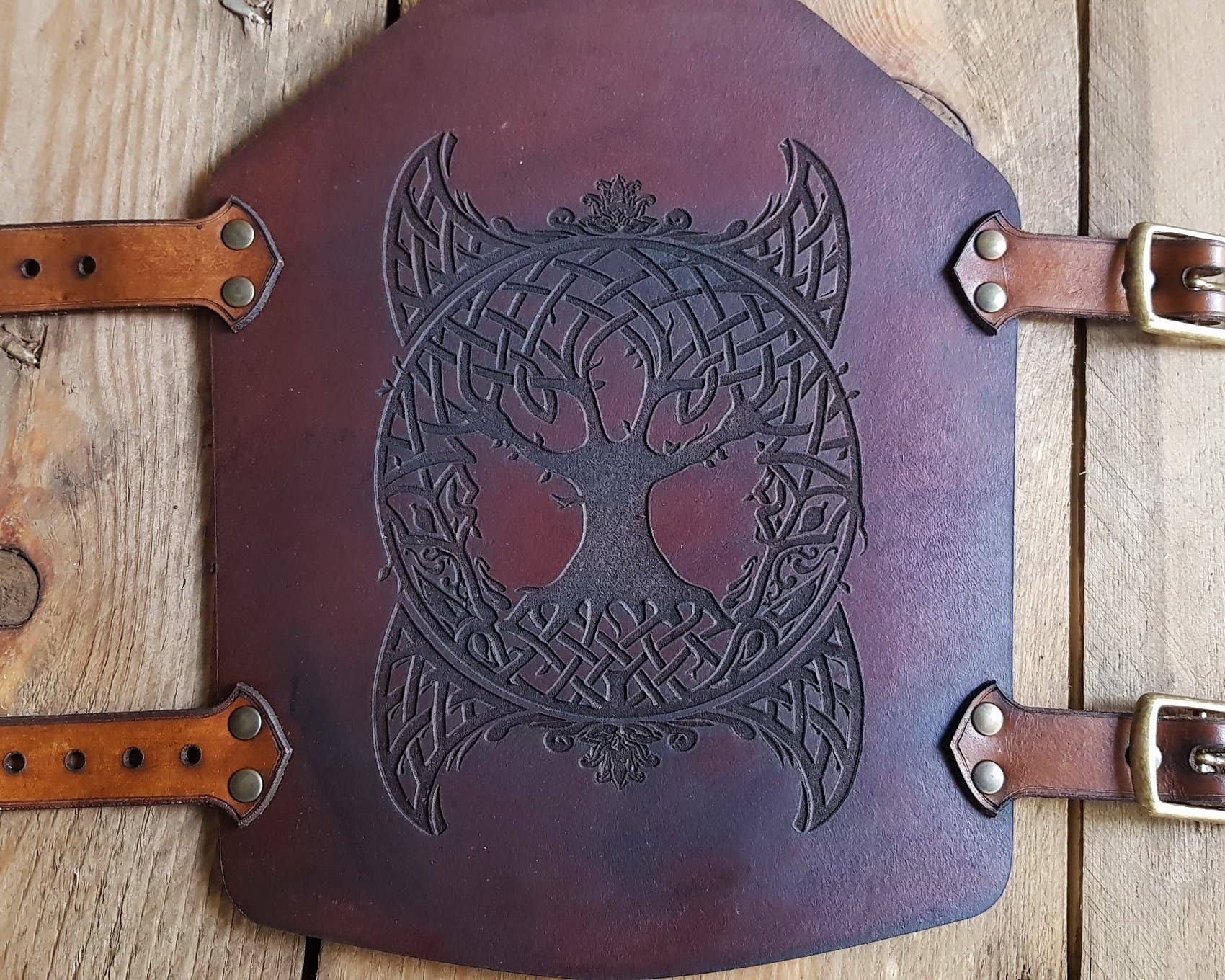 Outcast Props - Vente Déguisement – unisexe - Brassard en cuir viking Yggdrasil7