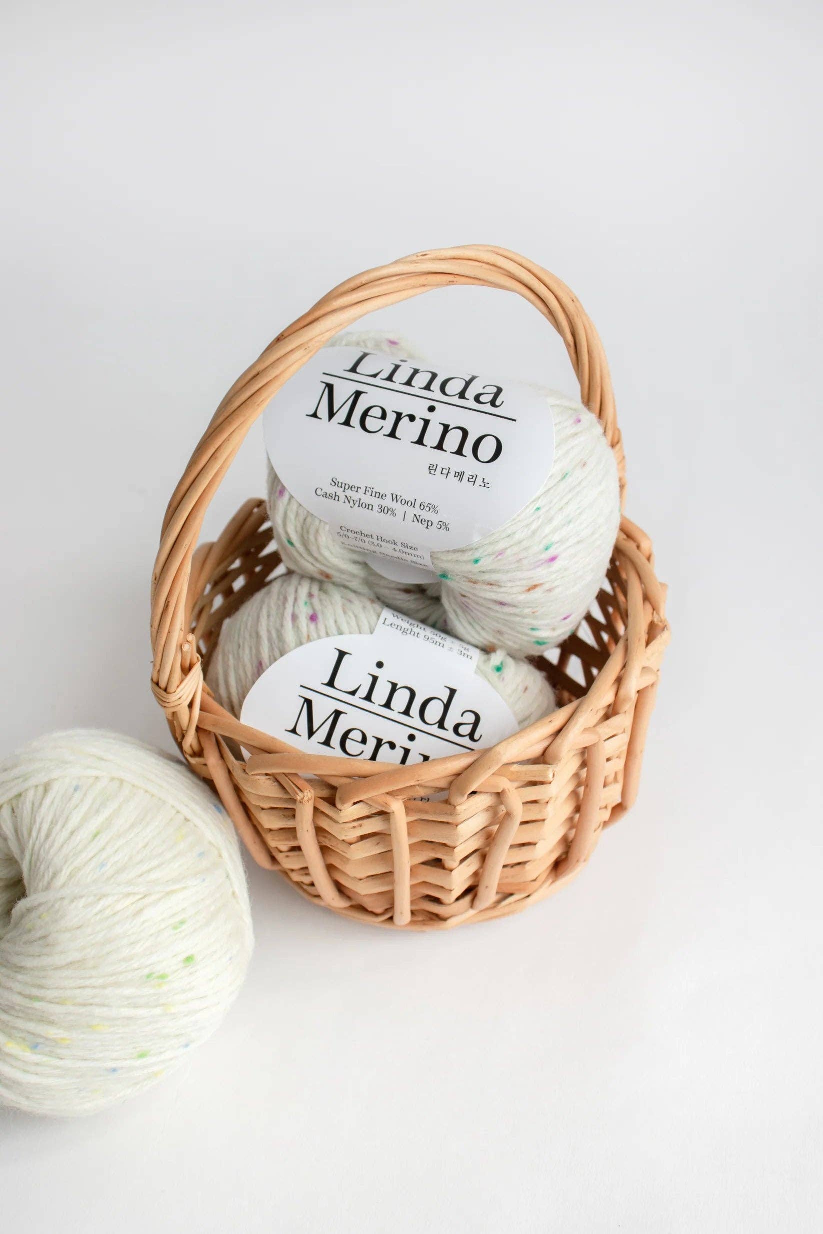 Luv Loop Craft - Wholesale Yarn - 65% Super Fine Wool - Linda Merino 5g (Only available on Faire - Pre-Order)4