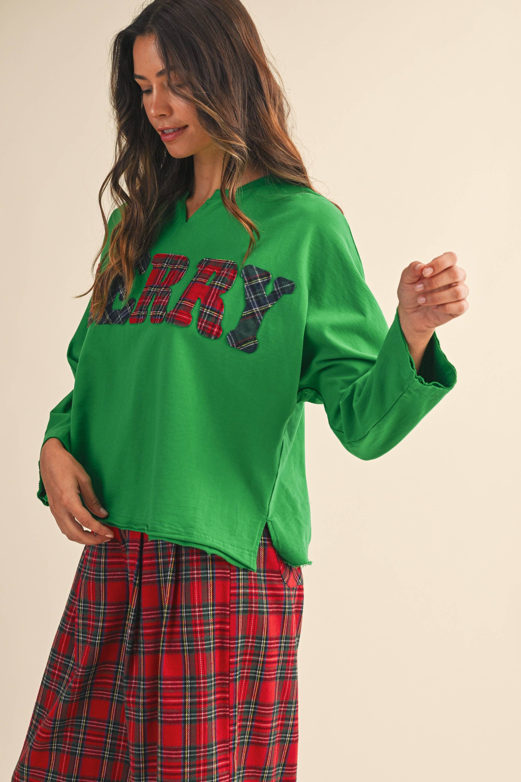 Vanilla Monkey - Wholesale Sweatshirt - Women's - Christmas Lettering Patch Mineral Washed Top1