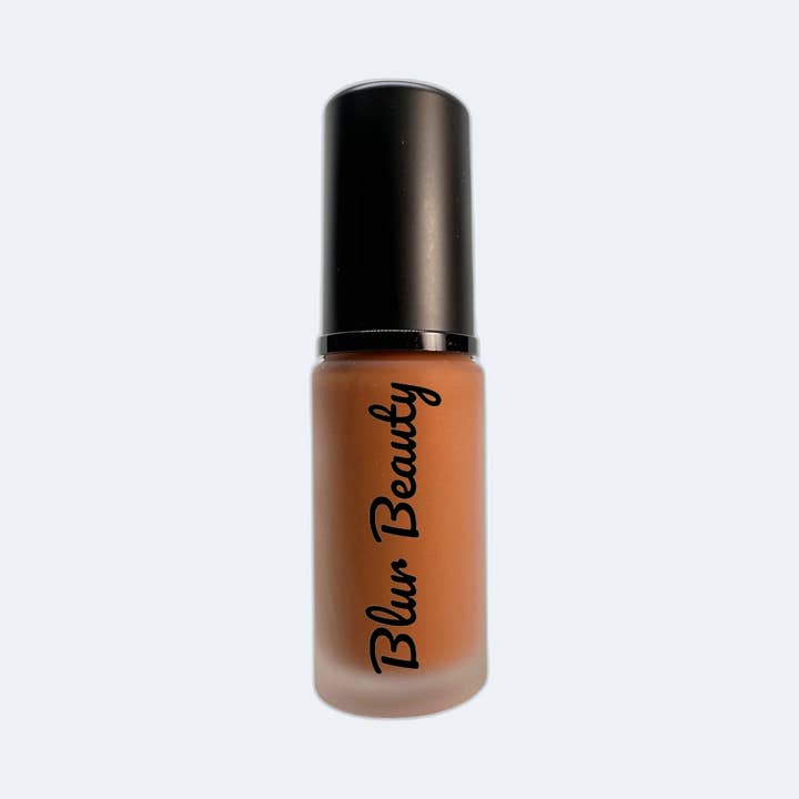 Vloeibare foundation - Karamel voor wholesale door Blur Beauty