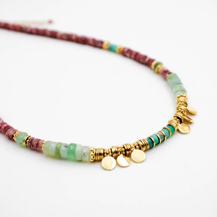 Collier heishi et médaillons - CHRISTELLE pour la vente par L'Atelier des Dames