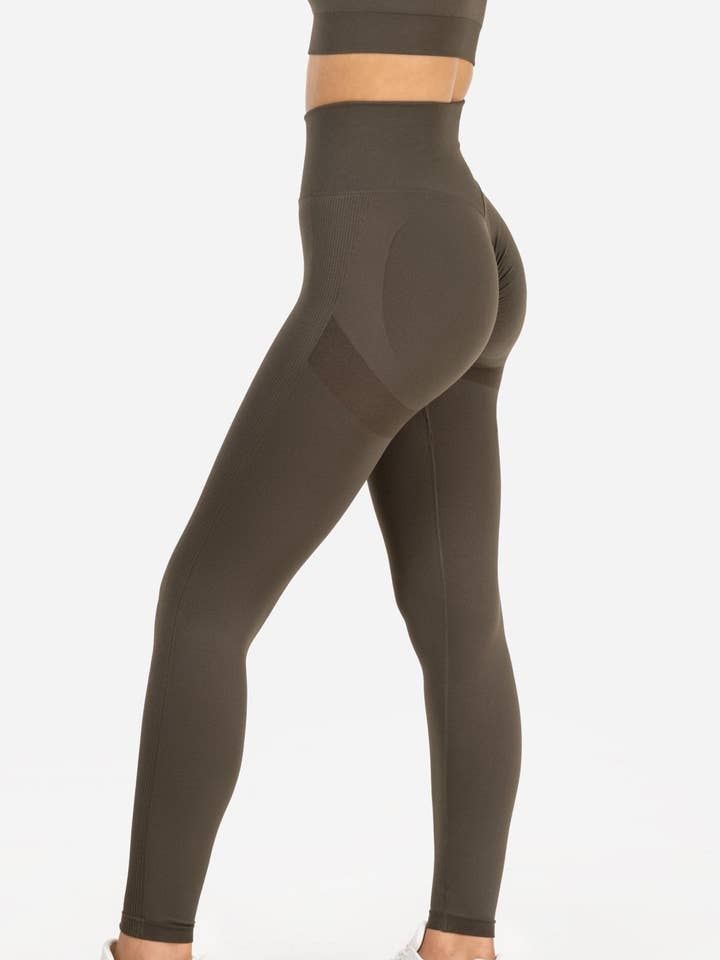 Tilpas Scrunchie Strømpebukser for engroshandel hos Famme