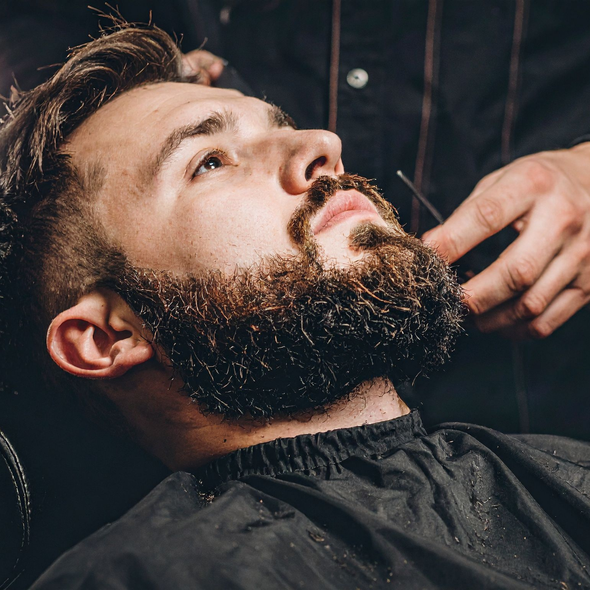 GENTS FINE GROOMING PRODUCTS - Wholesale Hair Scissors - BEARD & MUSTACHE  SCISSORS 4" STAINLESS STEEL & CASE2