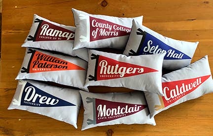 B.Berish - Vendita all'ingrosso Cuscini decorativi - Cuscini per gagliardetti universitari, essere fedeli alla tua scuola2