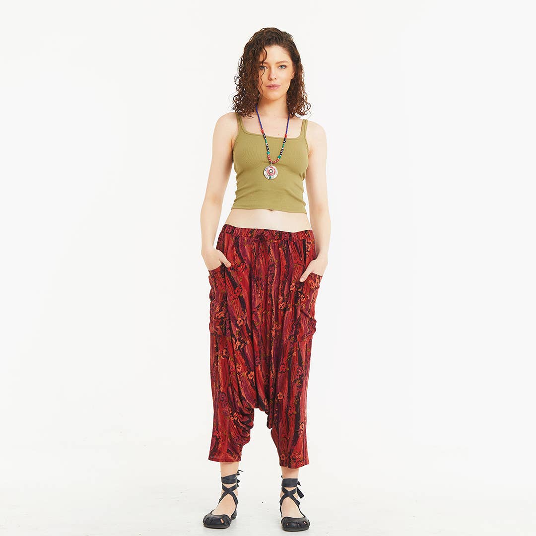 Los Banditos - Wholesale Pants - Women's - Red Patterned Elastic Waist Capri Harem Pants4