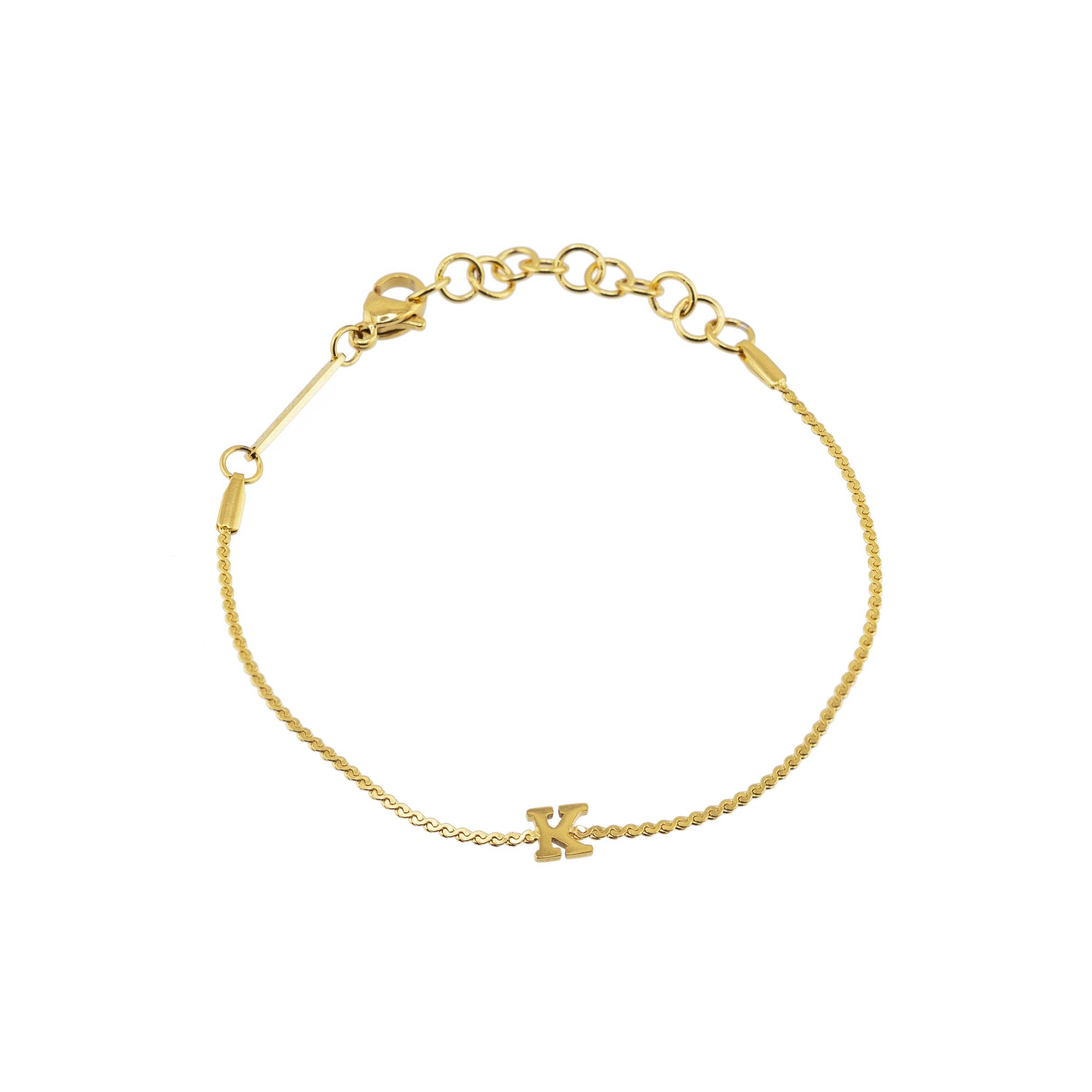 Brenda Grands Jewelry – Großhandel Armband mit Charms/Anhängern – Wasserdichtes zierliches Gold-Initialen-Armband26