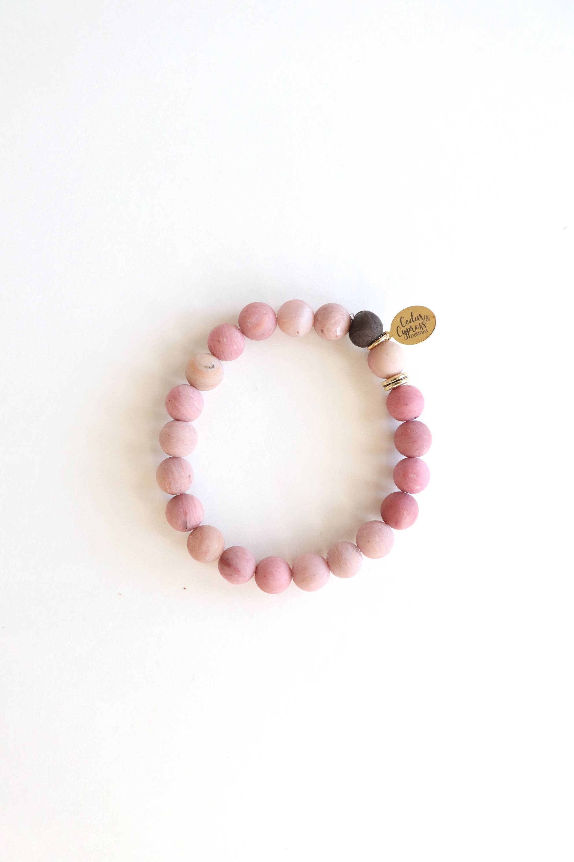 Cedar and Cypress Designs – Engroshandel Perlearmbånd – En lille perle armbånd0