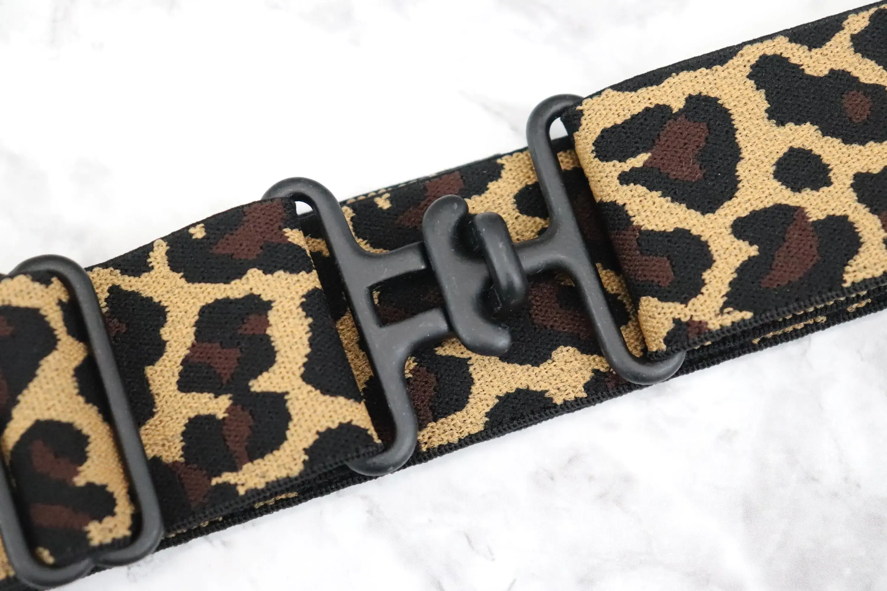 Heads Up Apparel - Wholesale Belt - Women's - 2 inch Brown cheetah Elastic Equestrian Belt 3