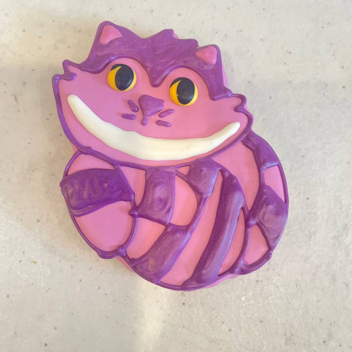 Lucky Biscuit Pet Bakery - Wholesale Pet Treats - Dog - Through the Looking Glass Limited Edition