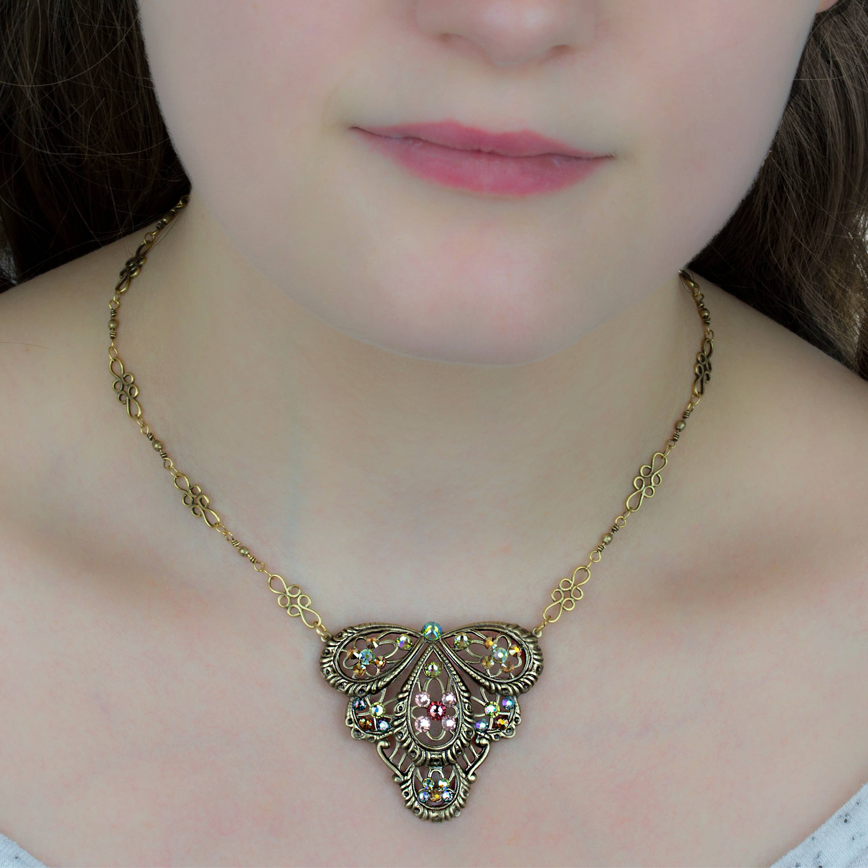 Anne Koplik Designs, Inc. – wholesale Pendant/charm necklace – Penelope  Crystal Necklace1