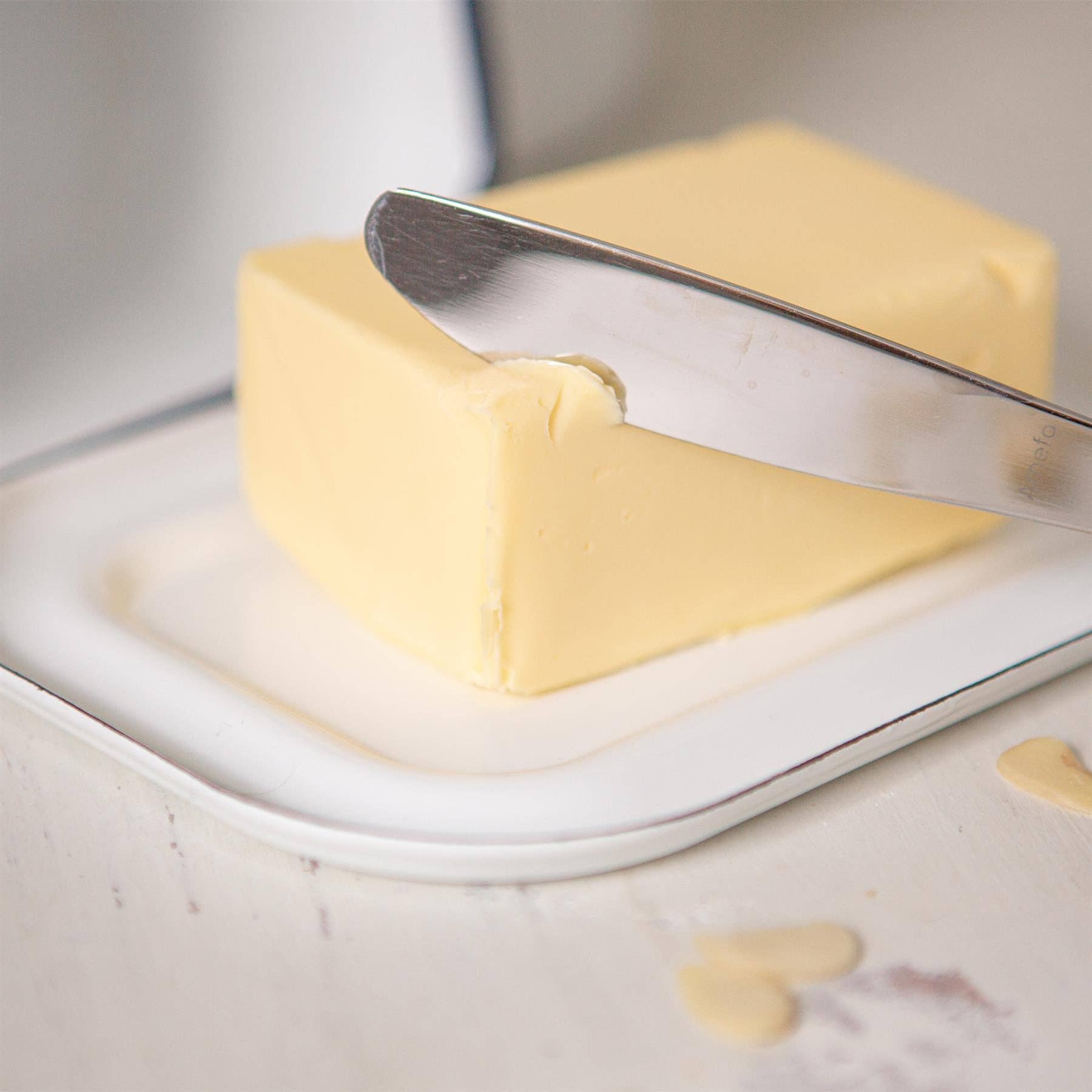 Rinkit Ltd - Wholesale Butter Dish - 18.5cm x 10cm White Enamel Butter Dish - By Argon Tableware6