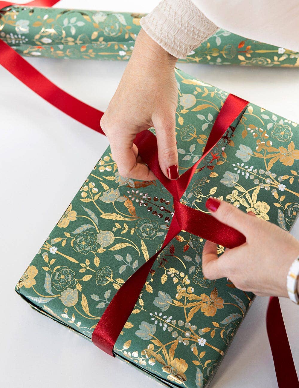 Bespoke Letterpress – Großhandel Band – Geschenke verpacken – Rotes Schimmer-Satinband 30 Meter14