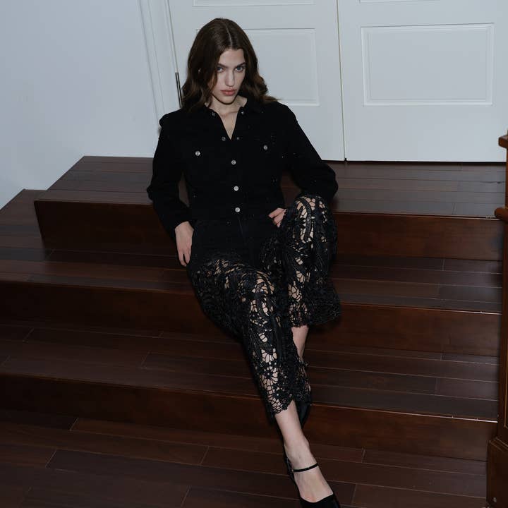 BLACK HIGH RISE WIDE LEG JEANS WITH LACE SPLICED BYW8090 for wholesale on Faire