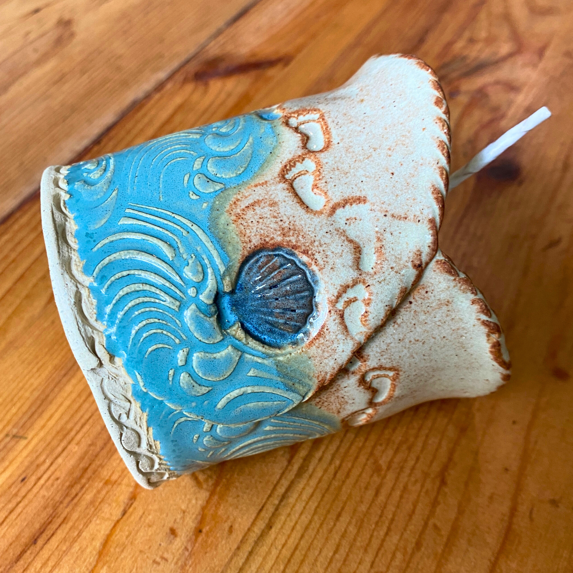 AMG Pottery - Wholesale Jar/Filled Candle - Footprints in the Sand Candle2