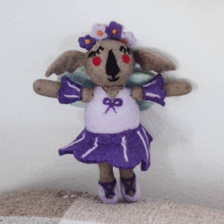 Adorno de bailarina Koala | Adornos de fieltro para venta al por mayor de Play Planet