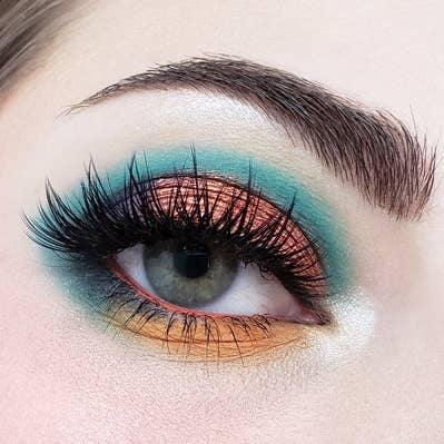 VIAI Beauty - Wholesale Eyeshadow Palette - Go2 DA BOMB! - GES042