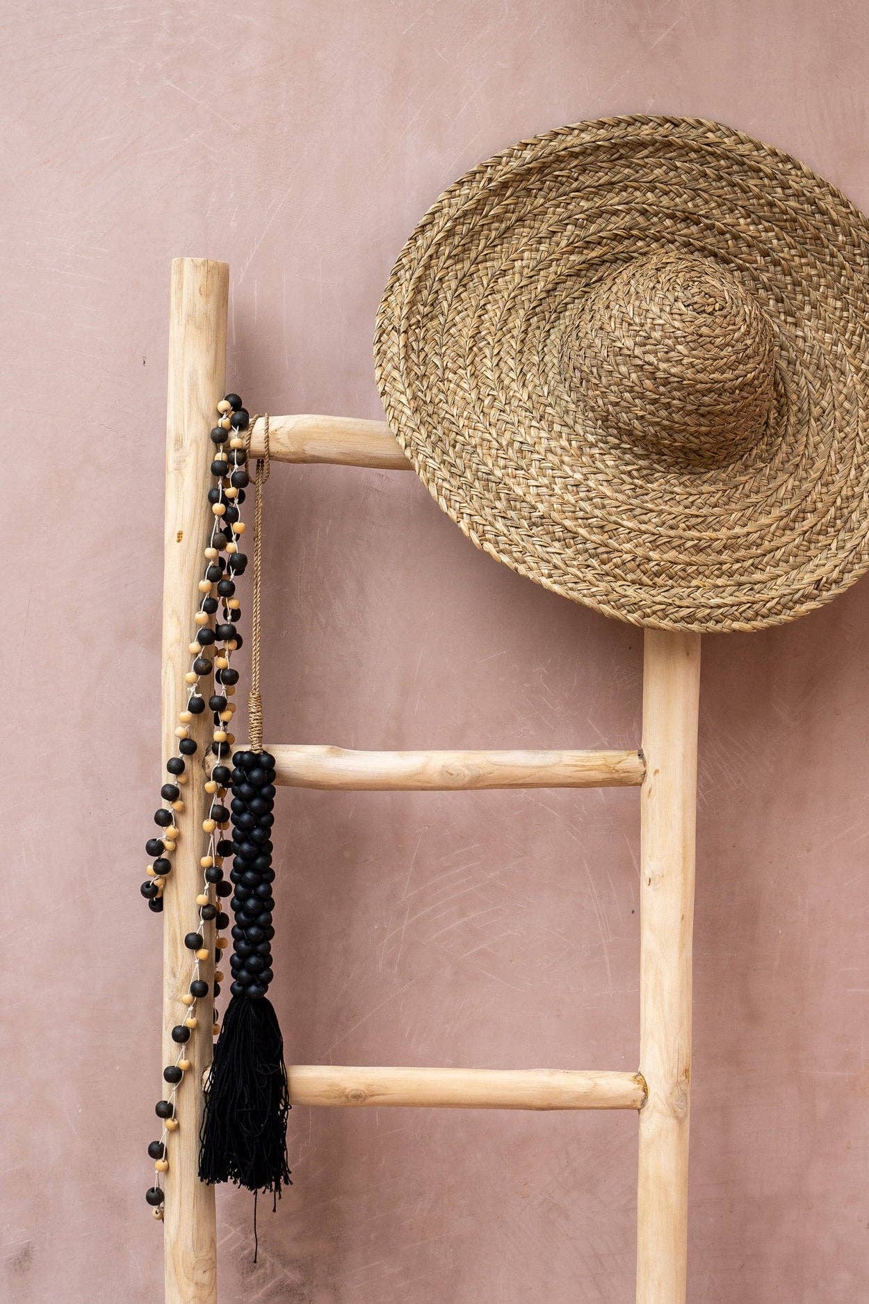 Bazar Bizar Living – wholesale Pärlband/Pärlhalsband – The Canggu-halsband – naturligt svart5