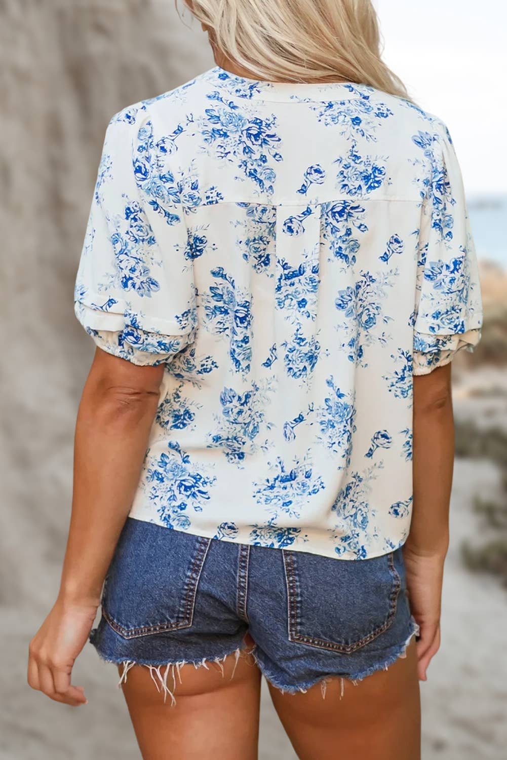 Comme indiqué Chemisier à boutons avec manches bouffantes plissées et motif floral BOHO | S-XL en vente sur Faire1