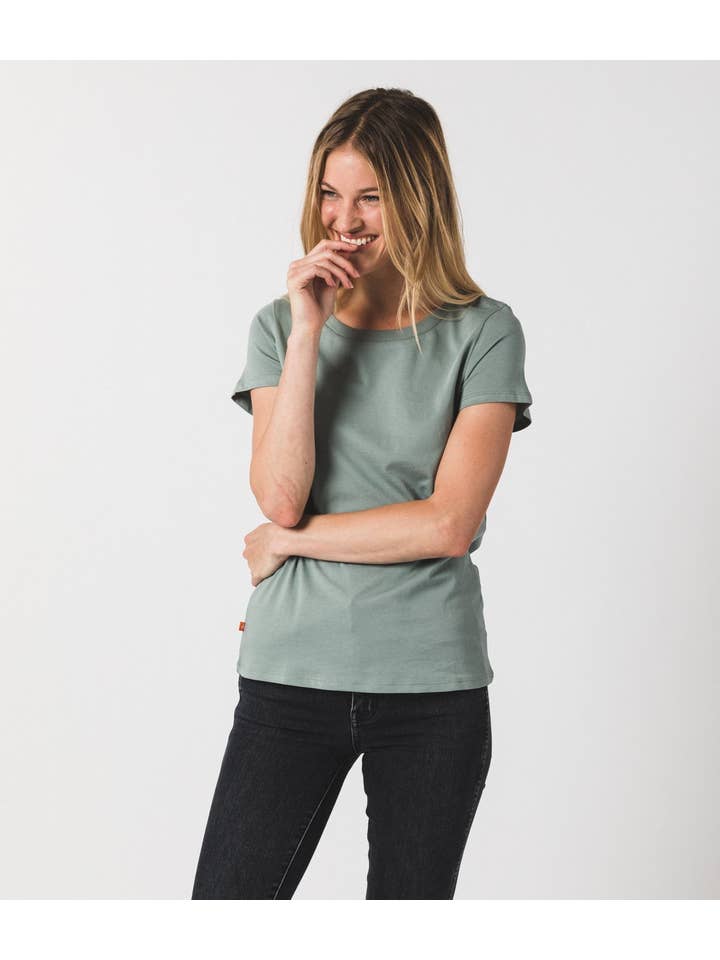 Known Supply - Wholesale T-Shirt - Women's - Women's Fitted Crew15