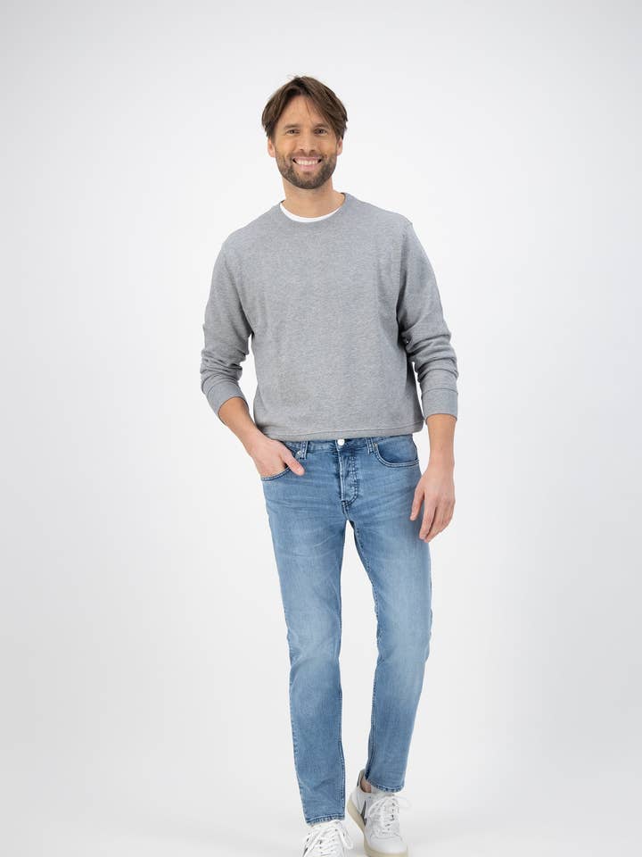Rick Mid Slim - Old Stone en denim de coton biologique recyclé pour la vente par MUD Jeans International B.V
