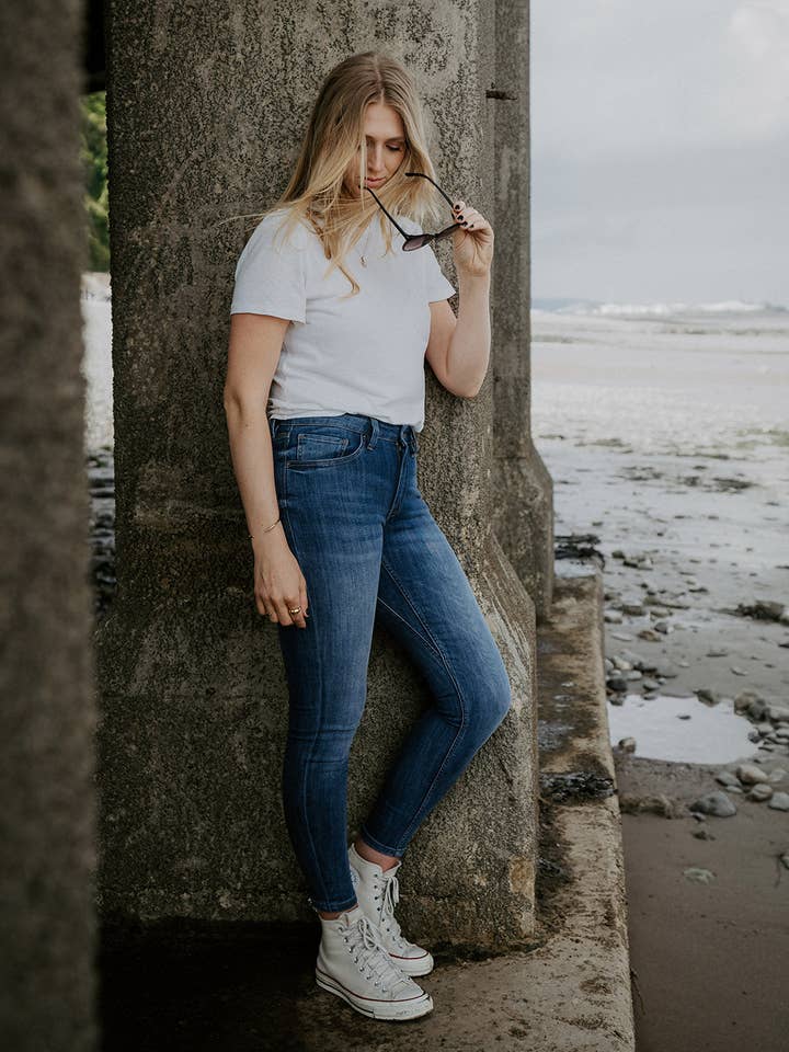 Womens Performance Jeans for wholesale by Antur