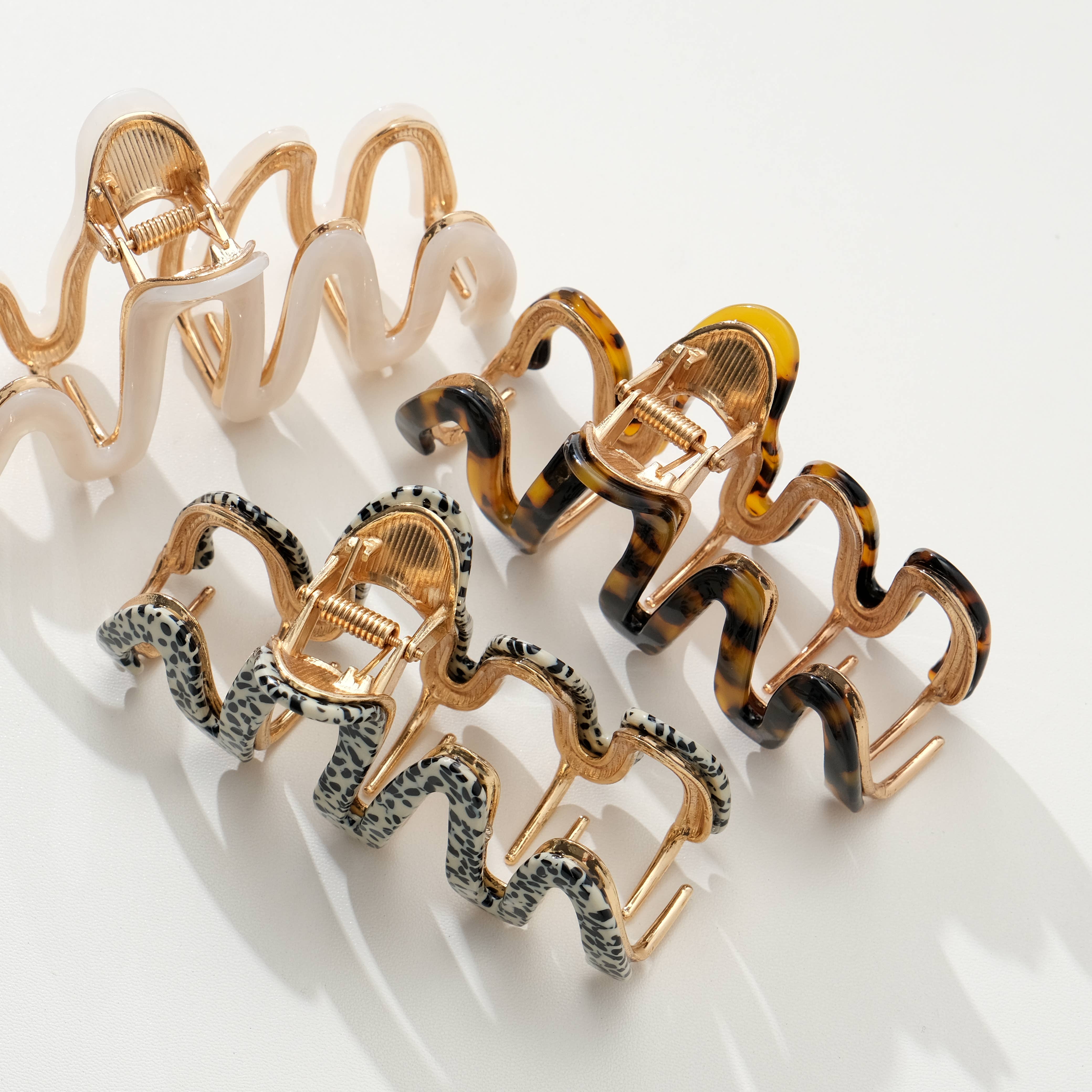 Assorted Willow Core | Large Squiggle Metal Claw Clip for wholesale on Faire7