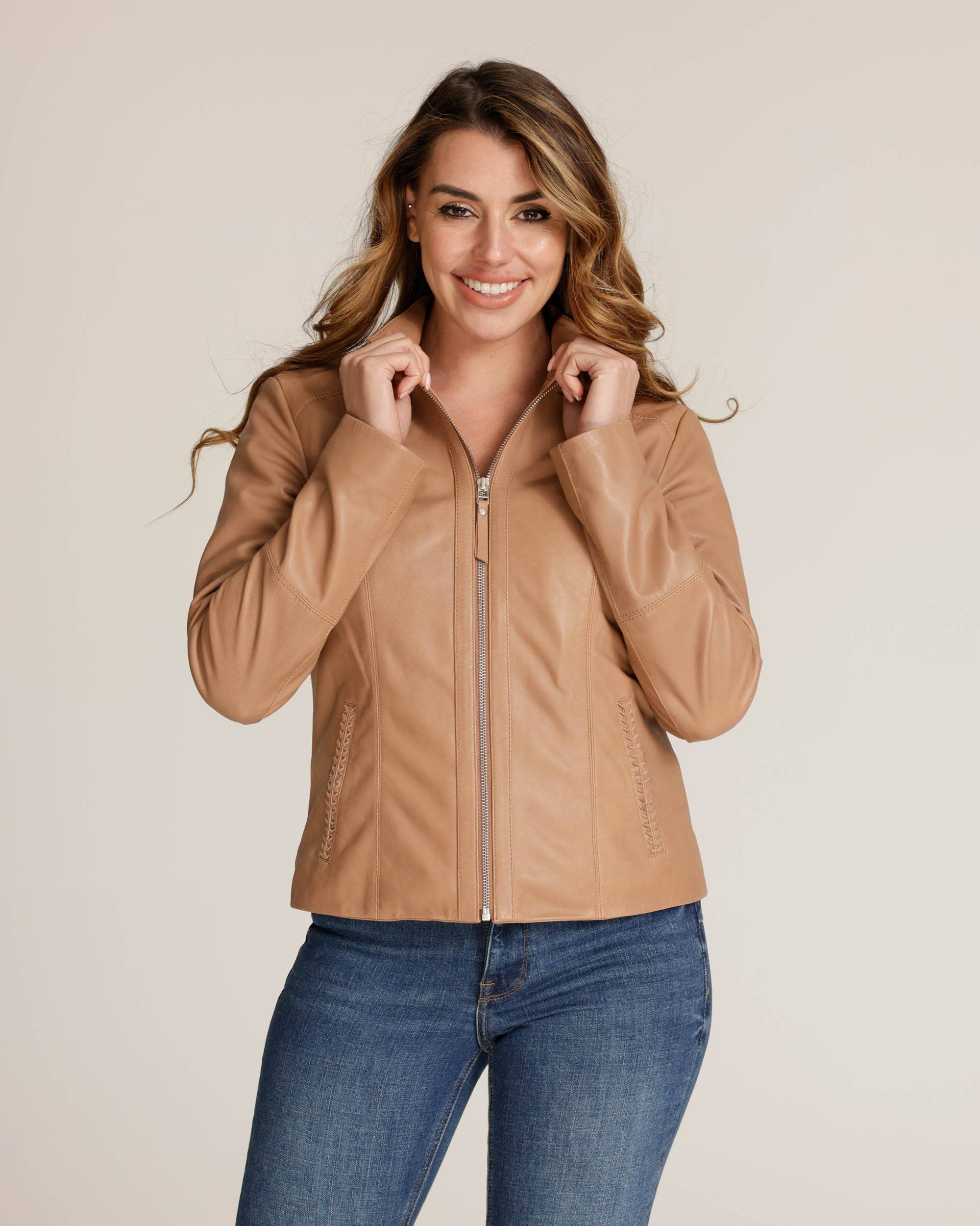 Amsterdam Heritage Leather Belts, Bags, Jackets & Apparel - Wholesale Leather Jacket - Women's - Chicago | Black and Creme Women's Leather Urban Jacket14