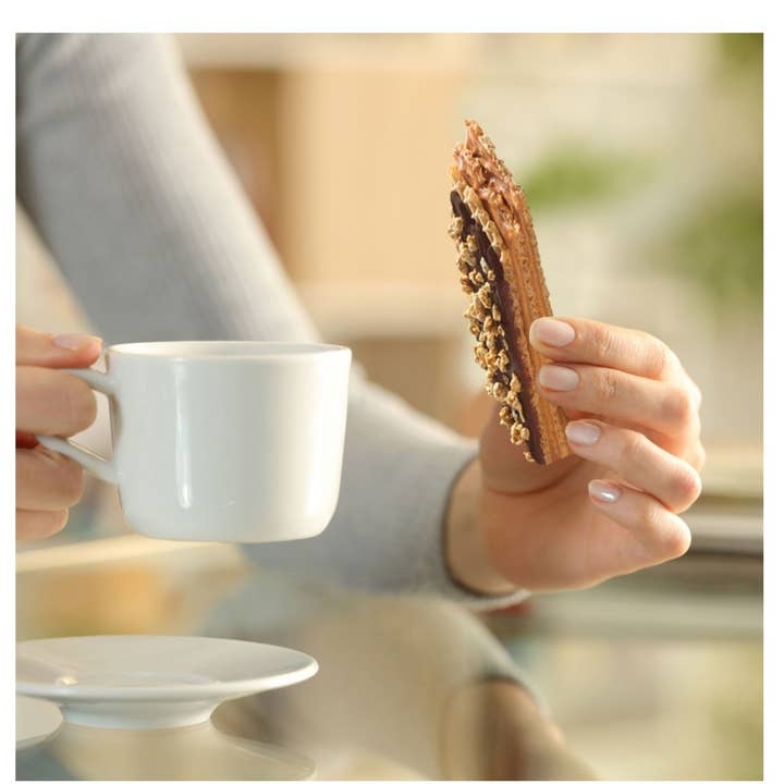 Majestic Wholesale - Wholesale Snack Bar - Nature Valley Peanut Butter Chocolate Wafer Bars, 20-Count1