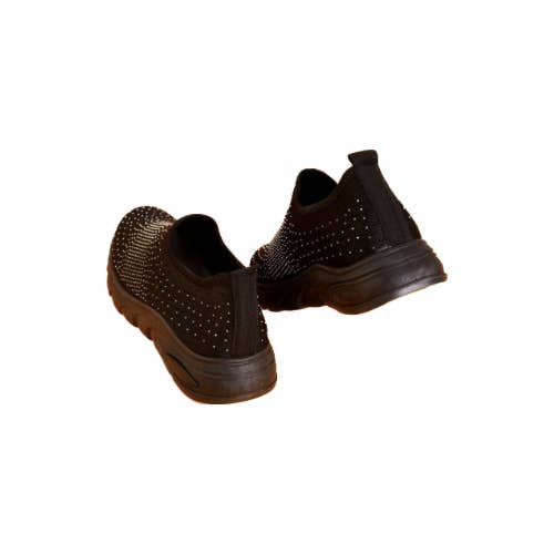 B.Boutique – wholesale Slip-on trainers – Women′s – Black plimsoles