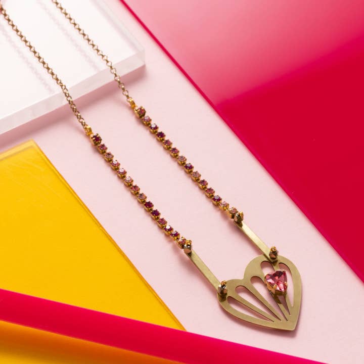 Freia Lange Ketting met Roze Kristallen voor wholesale door Susi di Re