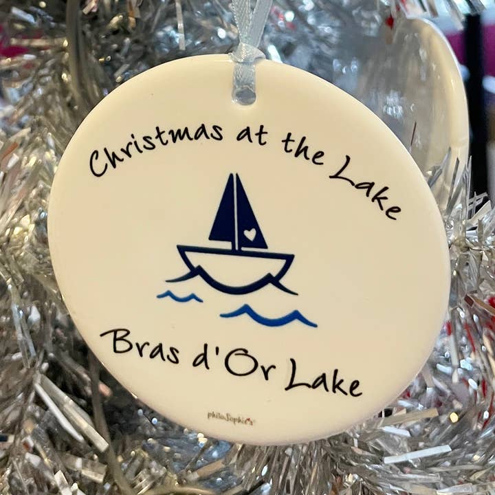 Adorno de Navidad en el Lago - Personalización de Nombre para venta al por mayor de philoSophie's Stationery & Gifts