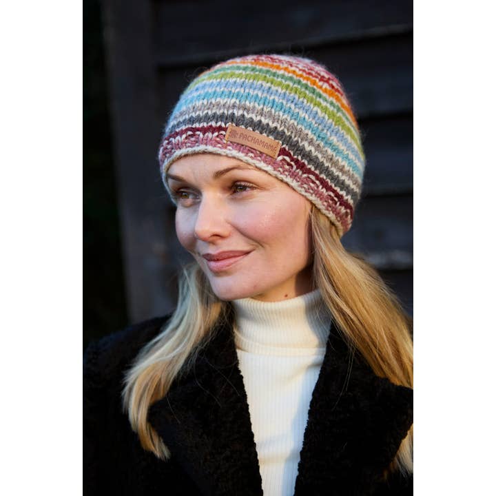 Un colore Cappello Hoxton a righe colorate in lana lavorata a maglia in vendita all'ingrosso su Faire3