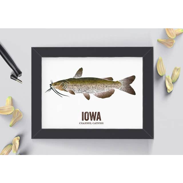 Poissons d'État de l'Iowa, Carte Art-Silure du chenal pour la vente par Wooden Pencil Company