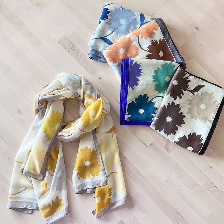 Bufanda tipo chal para mujer con estampado de margaritas para venta al por mayor de Fennco Styles