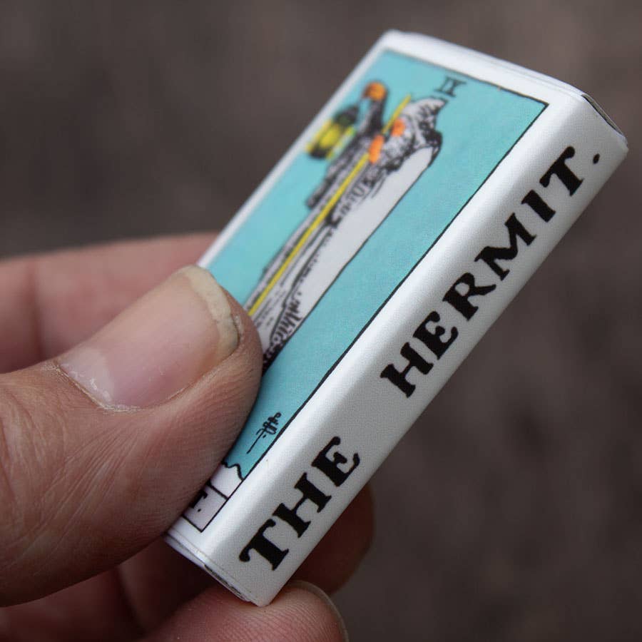 Most Amazing - Vente Allumettes - Boîte d'allumettes Tarot - L'Ermite • Accessoires pour bougies • Allumettes1