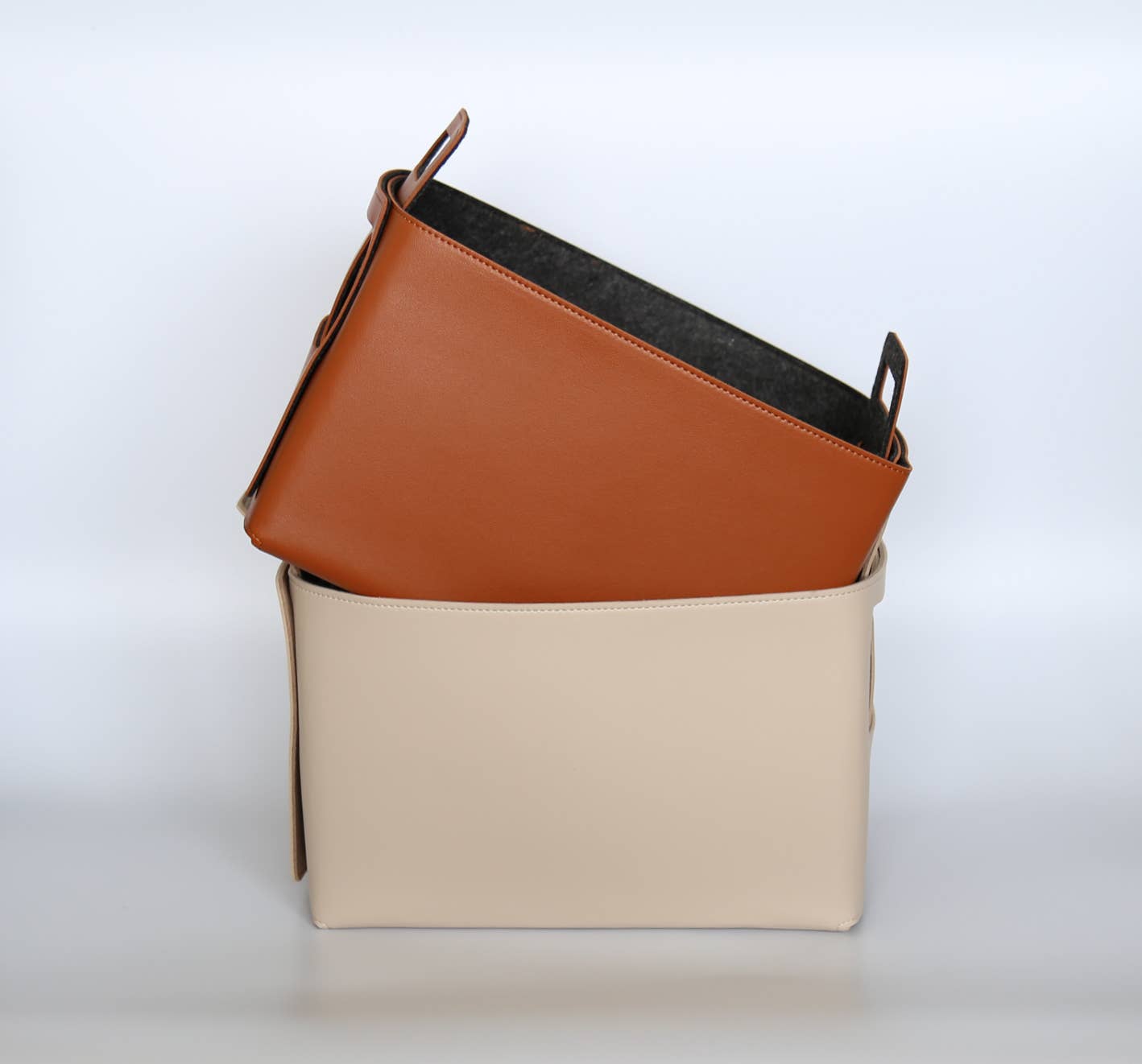 Zora Botanica – wholesale Storage Bin – Vegan Leather and Felt Storage Basket, Large6