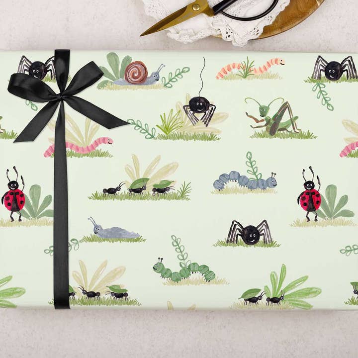 Papel verde para envolver insectos y bichos | Envoltorio de regalo para venta al por mayor de Making Meadows Ltd