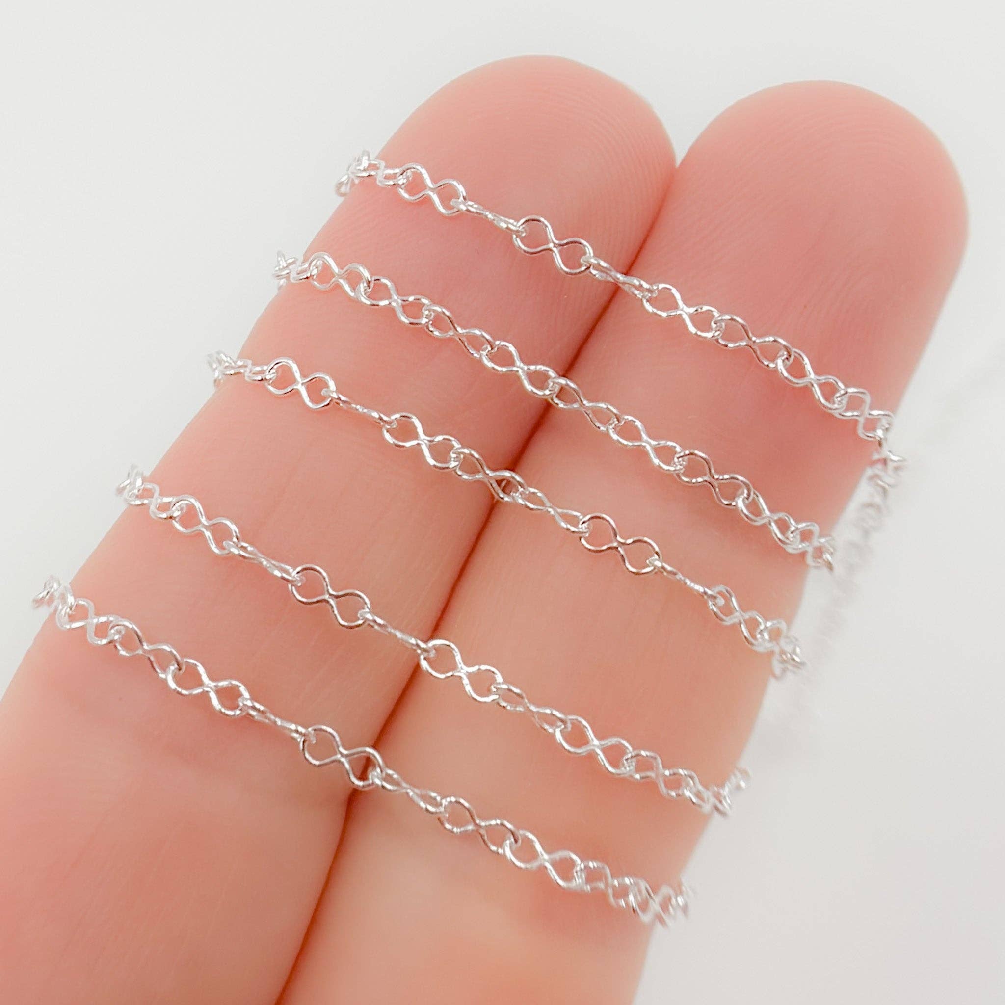 Tresor Jewelry Inc. – wholesale Link & chain necklace – V282SS. Sterling Silver Infinity Link Chain0