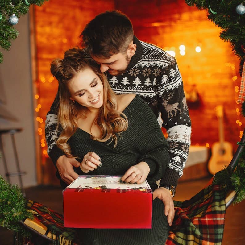 The Wine Savant /  Khen Glassware – wholesale Bath & body set – Christmas Gift Box - Xmas Relaxing Spa Gift Baskets5