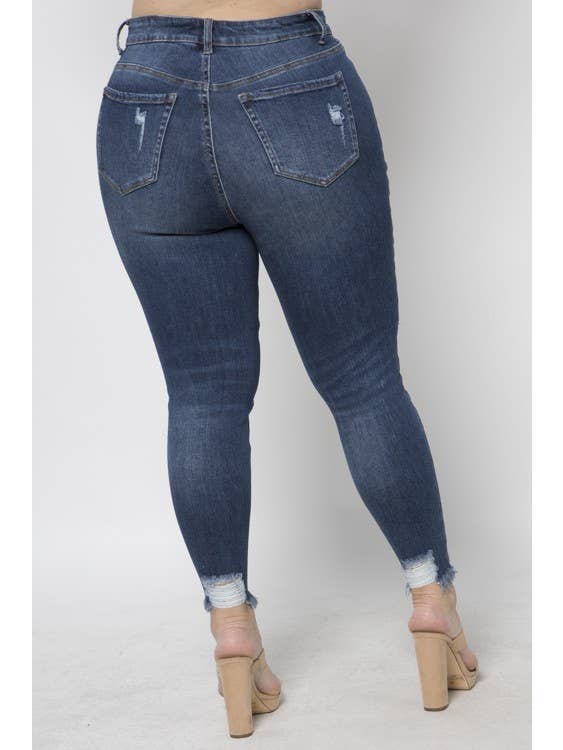 Curve Market – Großhandel Jeans – Damen – RÖHRENJEANS IN ÜBERGRÖSSE IM DISTRESSED-LOOK2