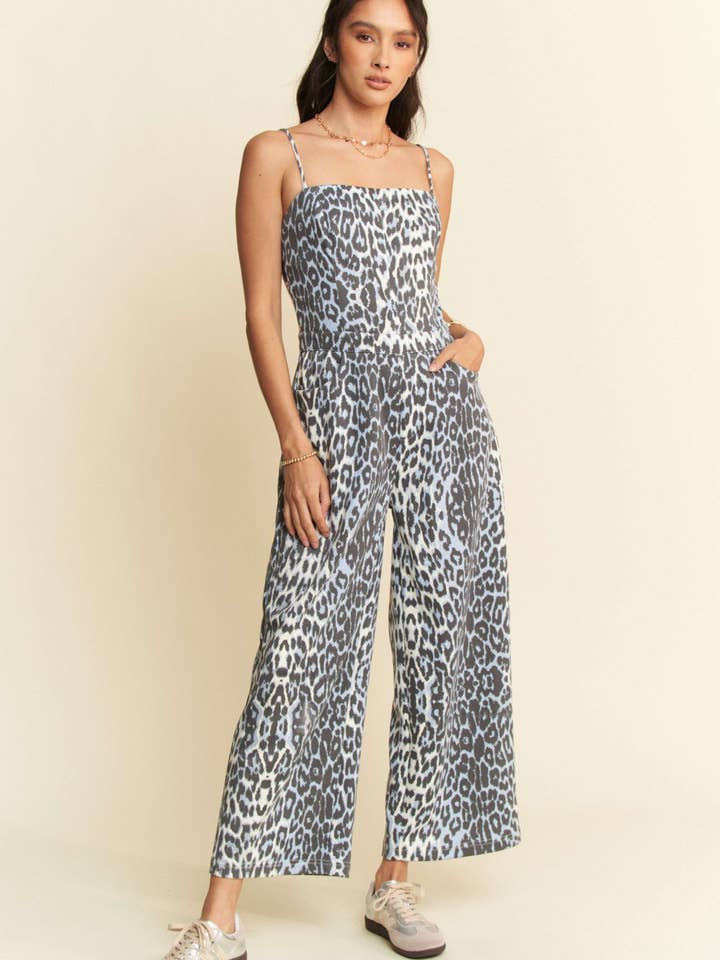 COMBINAISON PANTALON LARGE À BRETELLES SPAGHETTI LÉOPARD pour la vente par Davi & Dani