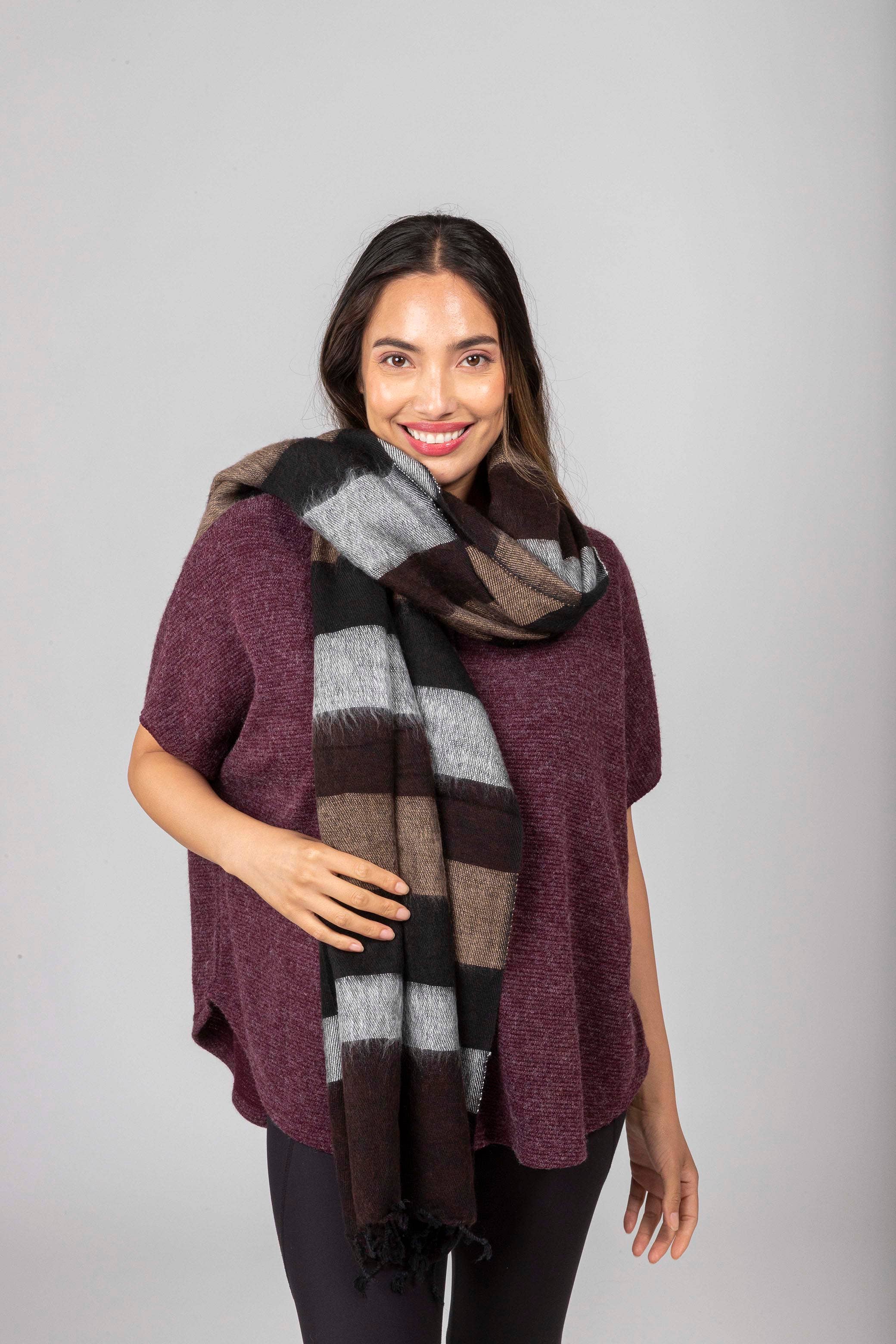 Windhorse Trading Inc - Wholesale Scarf - Women's - Thir Yak Wool Blend Scarf/Shawl0