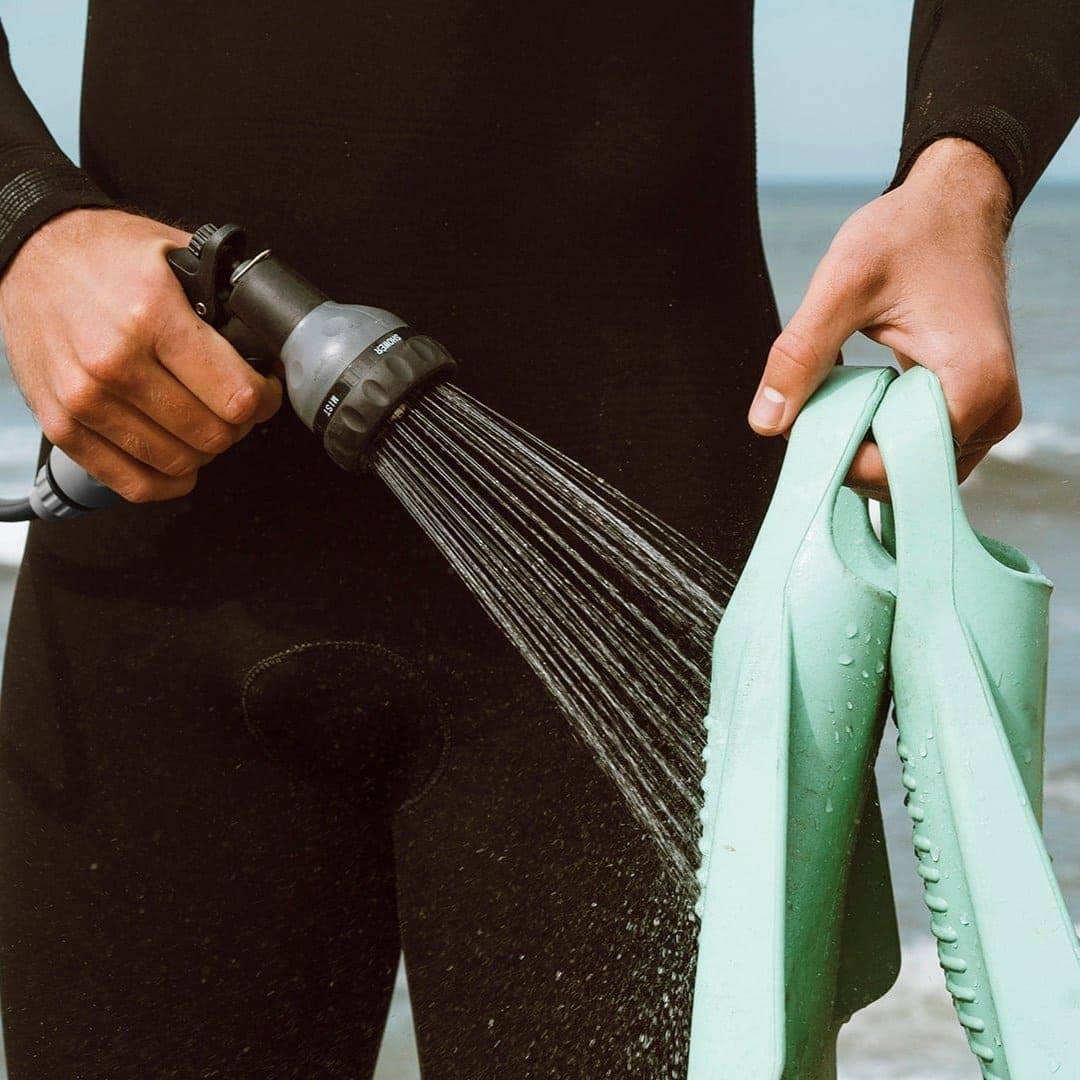 BeachBox - Wholesale Beach Accessories - BeachBox Portable Shower Tank 'Black'6