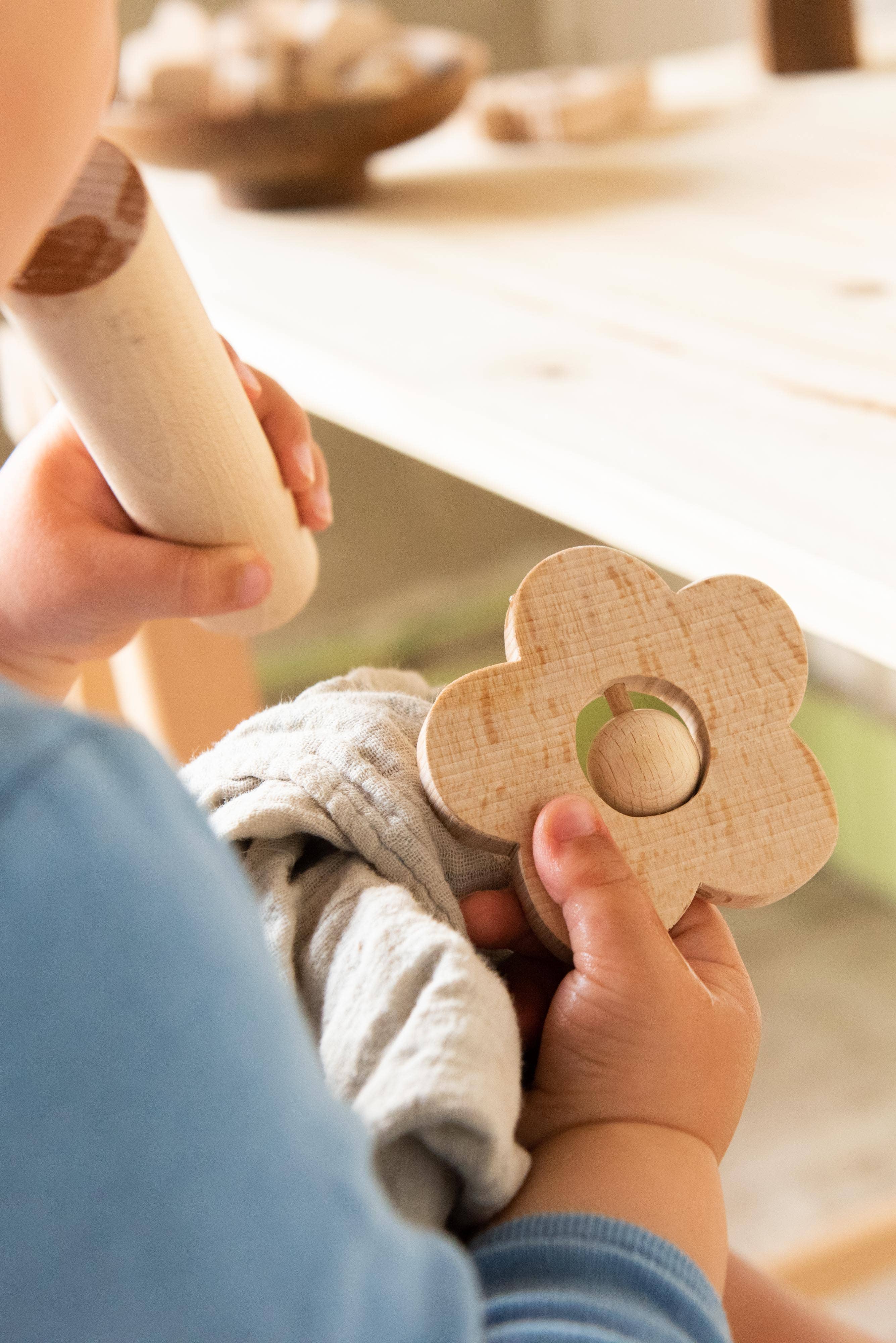 KMR Childwood – wholesale Wood toy – Child – MARGUERITE wooden rattle3