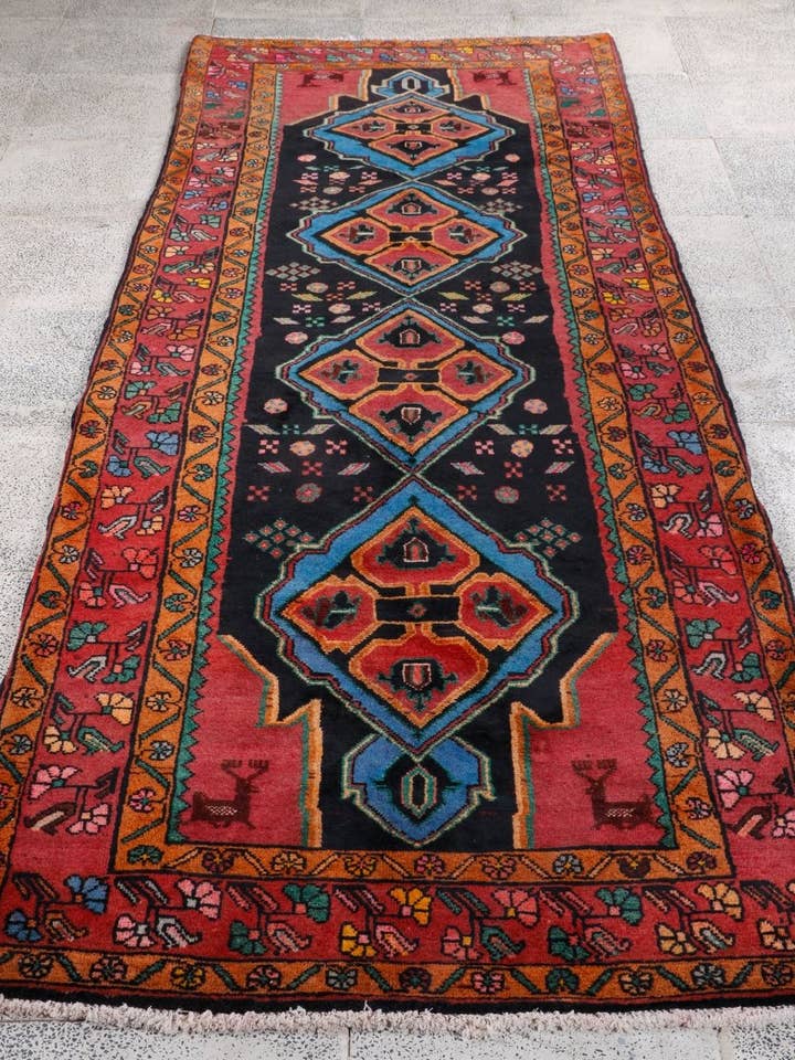 Perzisch Meshkin Loper Tapijt | 110 cm x 300 cm voor wholesale door Rug the Rock
