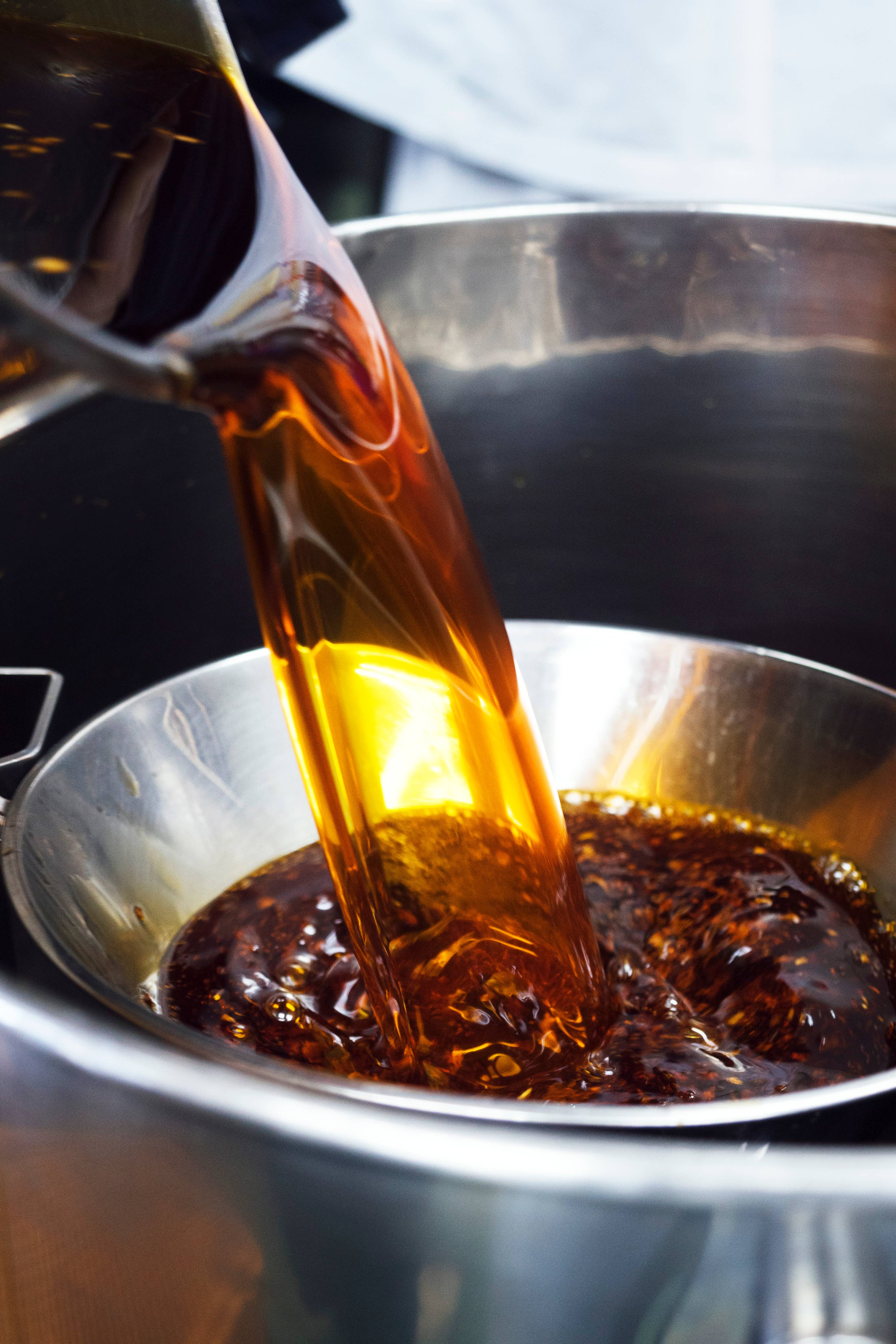 Japan Artisans – Großhandel Speiseöl – Henko-Sesam-Chiliöl 60 g | Hergestellt in Japan12