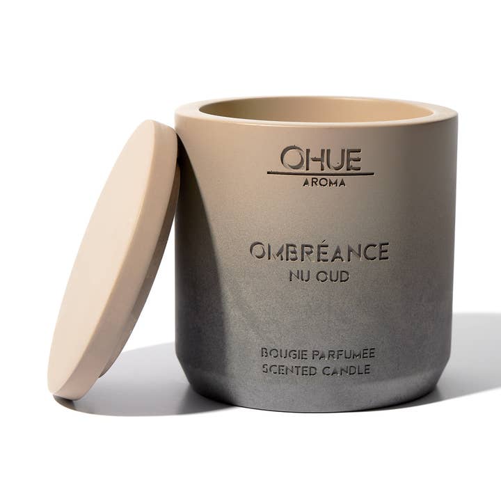 Bougie à la cire de soja Nu Oud pour la vente par Qhue Lifestyle