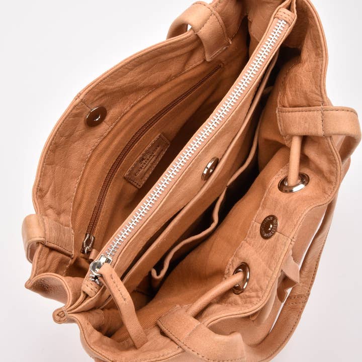 GABEE PRODUCTS - Wholesale Shoulder bag – women's - Findon Leather Bucket Bag3