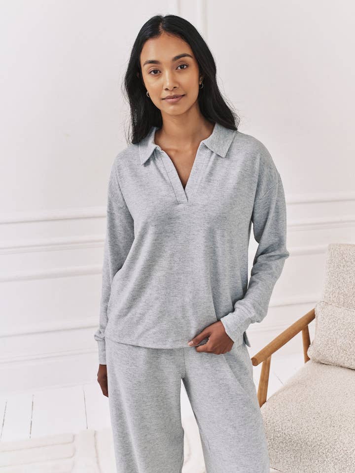 Slub-Knit Marl V-Neck Sweatshirt - Grey for wholesale by Chelsea Peers