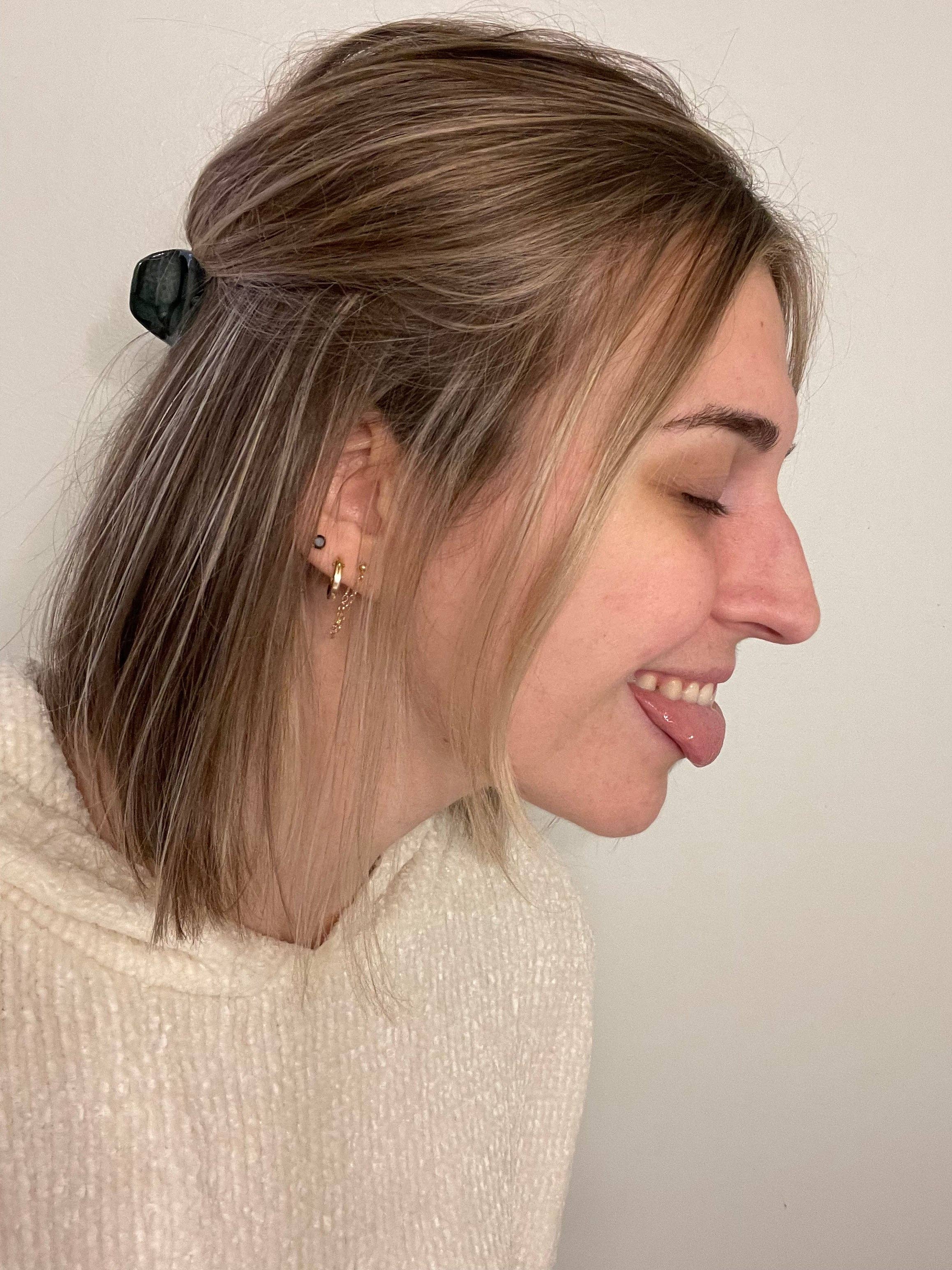 Bijoux Boutique LLC - Wholesale Huggie Earrings - Chain Huggie Hoops4